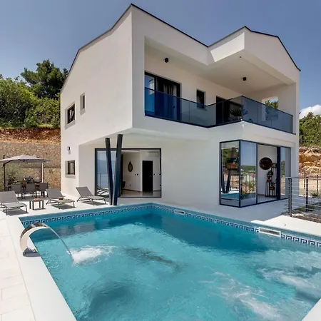 Vilă Luxury Verbenico Hills- Amazing Sea View, Pool With Whirpool And Waterfall, Beach, In Famous Wine Region - Your With Style Vrbnik (Primorje-Gorski Kotar)