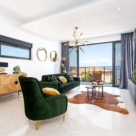 Vilă Luxury Verbenico Hills- Amazing Sea View, Pool With Whirpool And Waterfall, Beach, In Famous Wine Region - Your With Style Vrbnik (Primorje-Gorski Kotar)