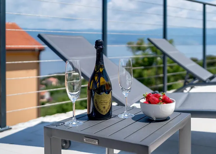 Villa Luxury Verbenico Hills: Seaside Retreat With Pool And Wine Vrbnik (Primorje-Gorski Kotar)