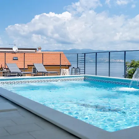 Luxury Verbenico Hills- Amazing Sea View, Pool With Whirpool And Waterfall, Beach, In Famous Wine Region - Your With Style Villa