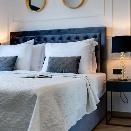 Luxury Verbenico Hills- Amazing Sea View, Pool With Whirpool And Waterfall, Beach, In Famous Wine Region - Your With Style Villa