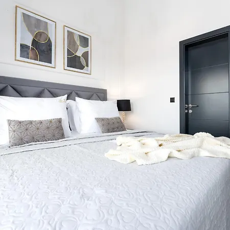 Villa Luxury Verbenico Hills- Amazing Sea View, Pool With Whirpool And Waterfall, Beach, In Famous Wine Region - Your With Style Vrbnik (Primorje-Gorski Kotar)