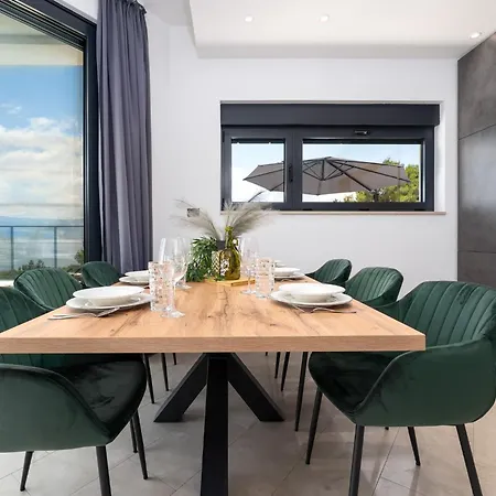 Luxury Verbenico Hills- Amazing Sea View, Pool With Whirpool And Waterfall, Beach, In Famous Wine Region - Your With Style Villa *