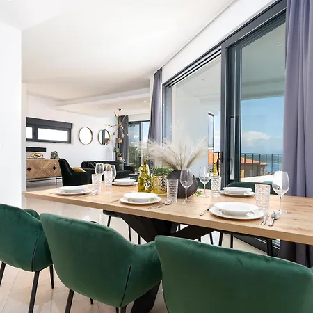 Luxury Verbenico Hills- Amazing Sea View, Pool With Whirpool And Waterfall, Beach, In Famous Wine Region - Your With Style Vrbnik (Primorje-Gorski Kotar)