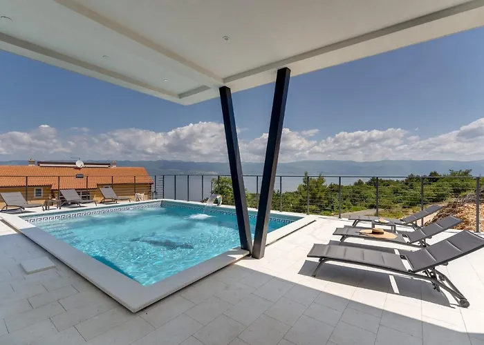 Vila Luxury Verbenico Hills- Amazing Sea View, Pool With Whirpool And Waterfall, Beach, In Famous Wine Region - Your With Style