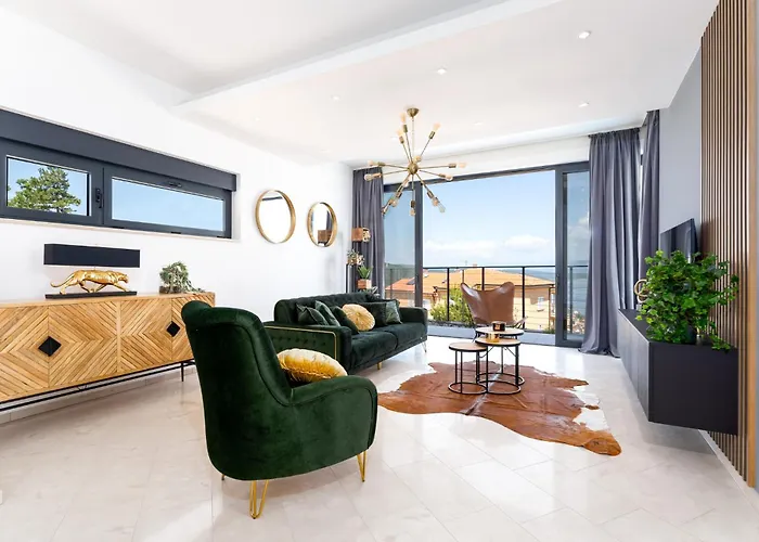 Vila Luxury Verbenico Hills- Amazing Sea View, Pool With Whirpool And Waterfall, Beach, In Famous Wine Region - Your With Style Vrbnik (Primorje-Gorski Kotar)