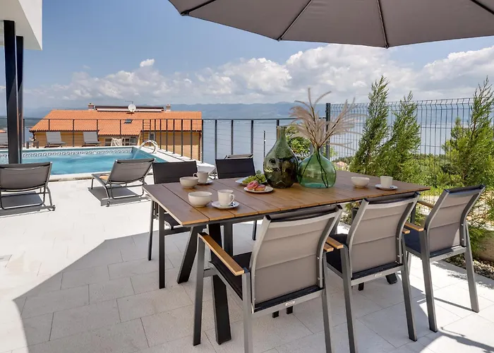 Vila Luxury Verbenico Hills- Amazing Sea View, Pool With Whirpool And Waterfall, Beach, In Famous Wine Region - Your With Style *