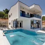 Villa Luxury Verbenico Hills- Amazing Sea View, Pool With Whirpool And Waterfall, Beach, In Famous Wine Region - Your With Style Vrbnik (Primorje-Gorski Kotar)