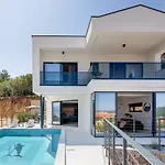 Luxury Verbenico Hills- Amazing Sea View, Pool With Whirpool And Waterfall, Beach, In Famous Wine Region - Your With Style Villa Vrbnik (Primorje-Gorski Kotar)